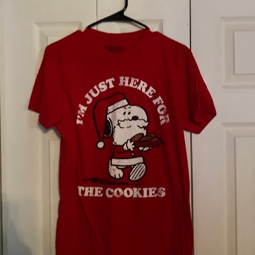 💕Snoopy Christmas shirt medium